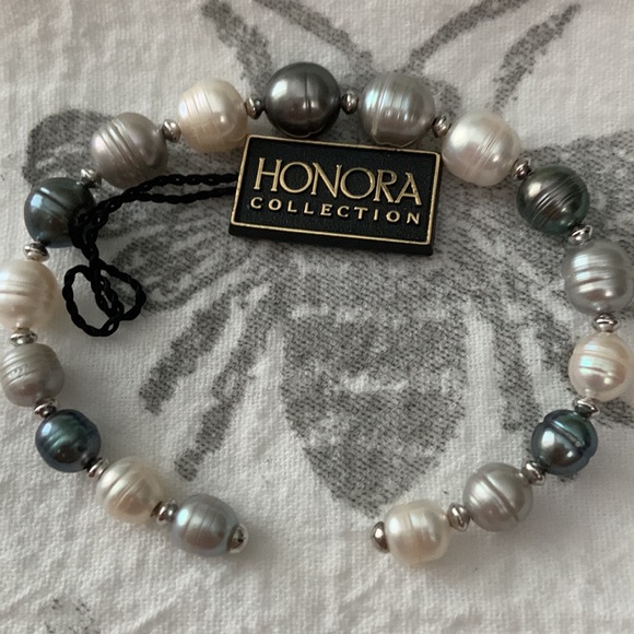 Honora Collection Pearl cuff bracelet - Picture 9 of 11